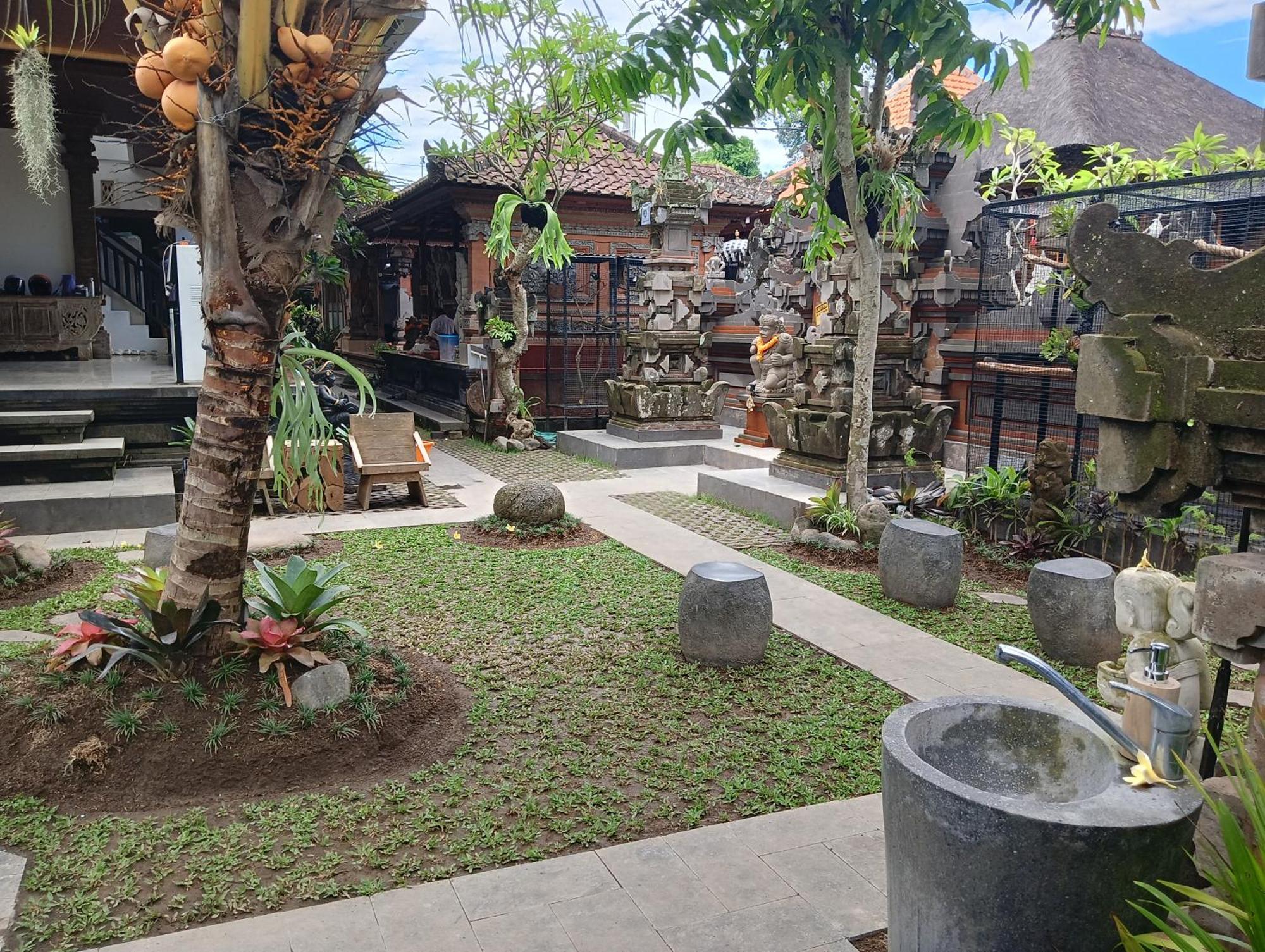 Liyer Spirit House Hotel Ubud  Exterior photo
