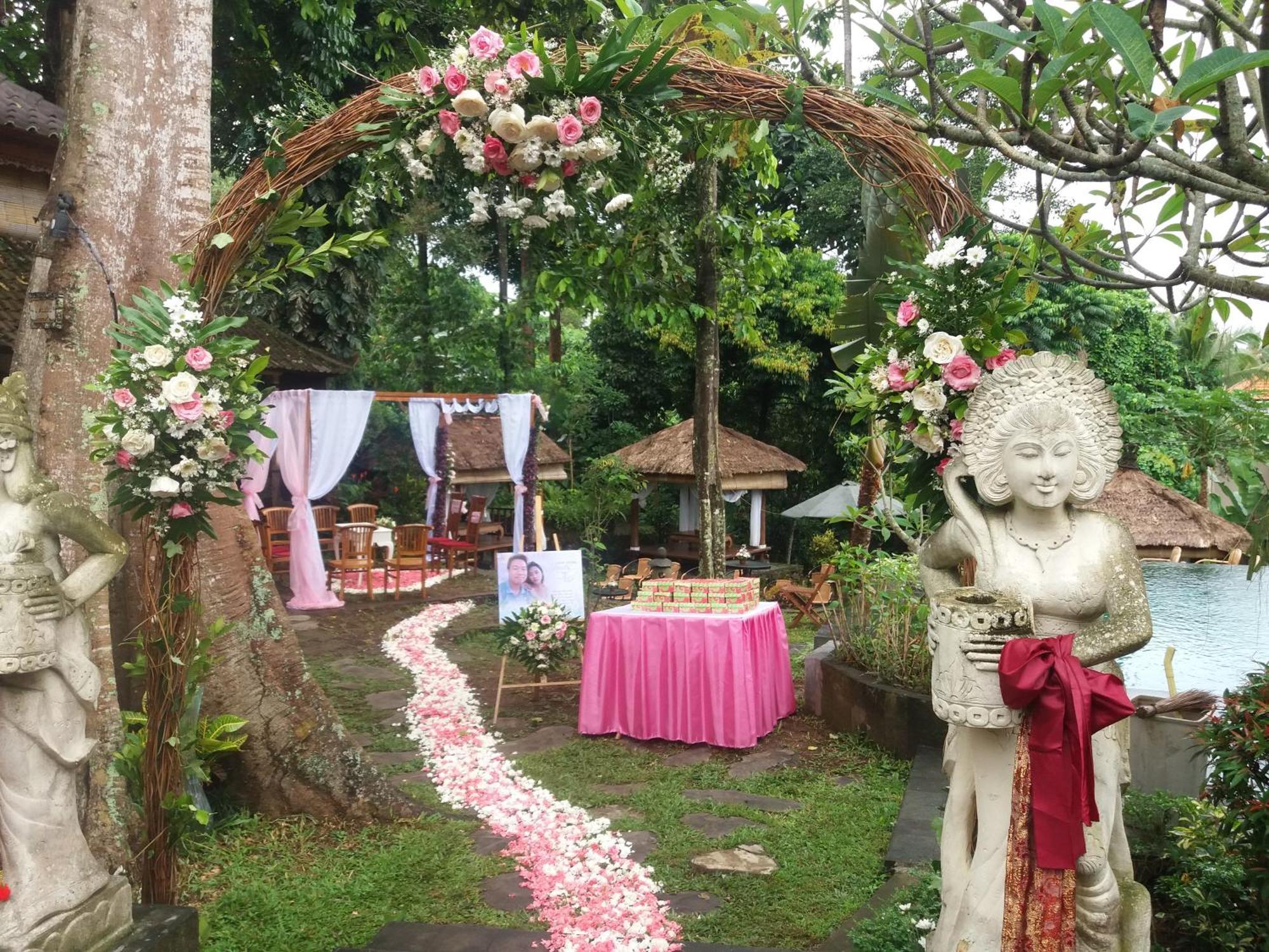 Liyer Spirit House Hotel Ubud  Exterior photo